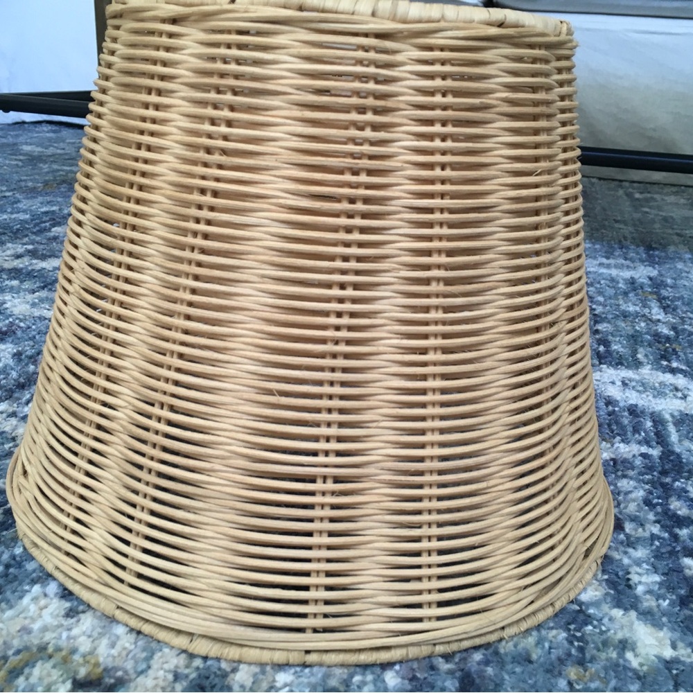 Wicker Lampshade with Harp